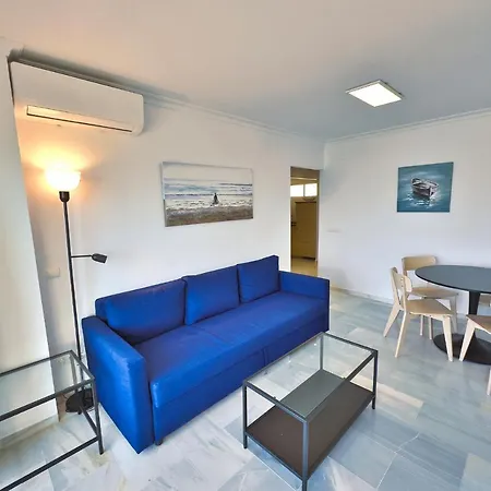 Diana 206. Completely Renovated On The Beachfront. Appartement Marbella