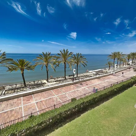 Appartement Diana 206. Completely Renovated On The Beachfront. *