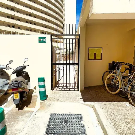 Diana 206. Completely Renovated On The Beachfront. Apartamento