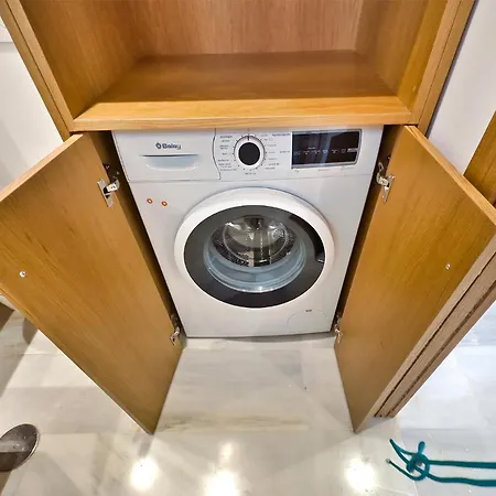 Apartamento Diana 206. Completely Renovated On The Beachfront. *